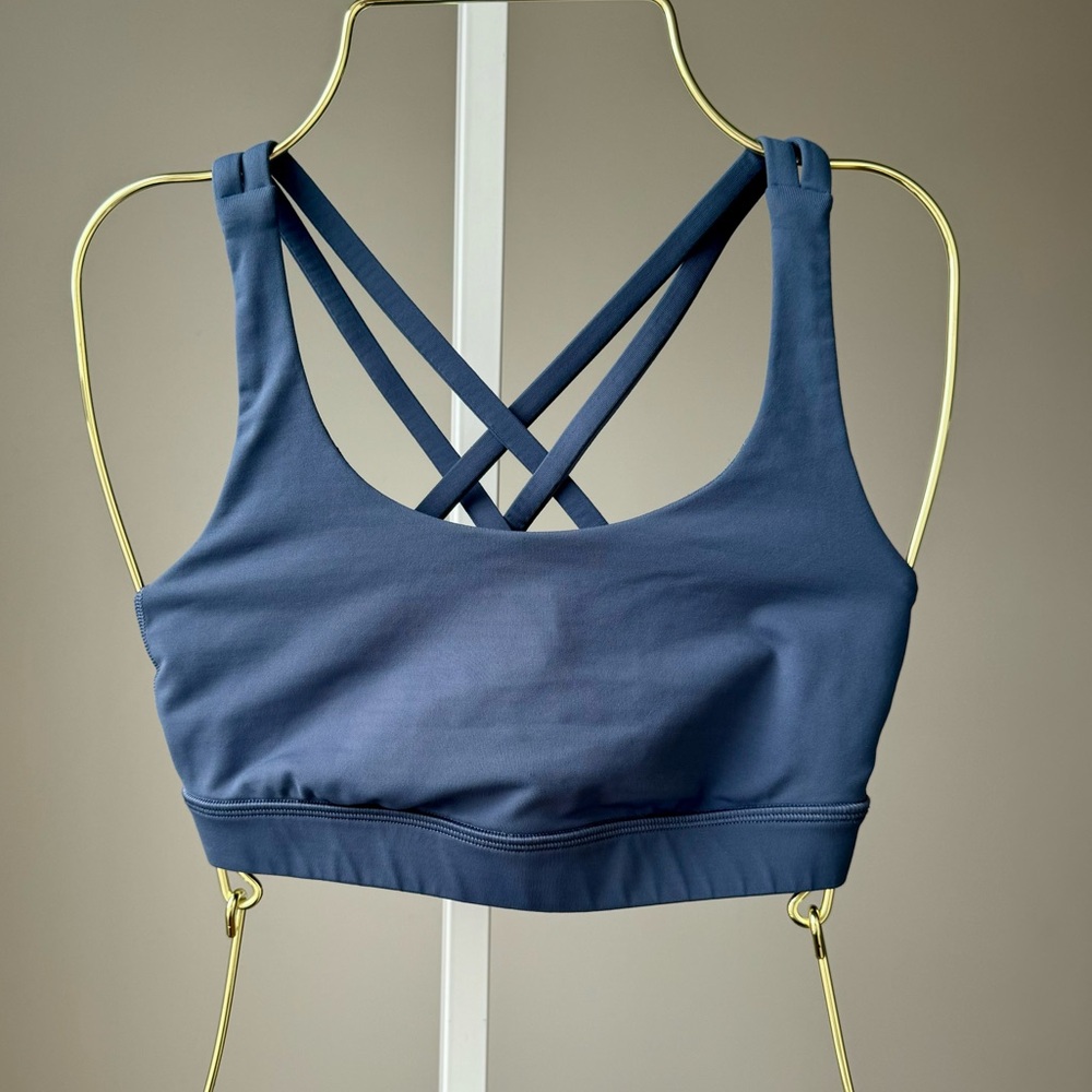 Lululemon Energy Bra in Code Blue Sz 2